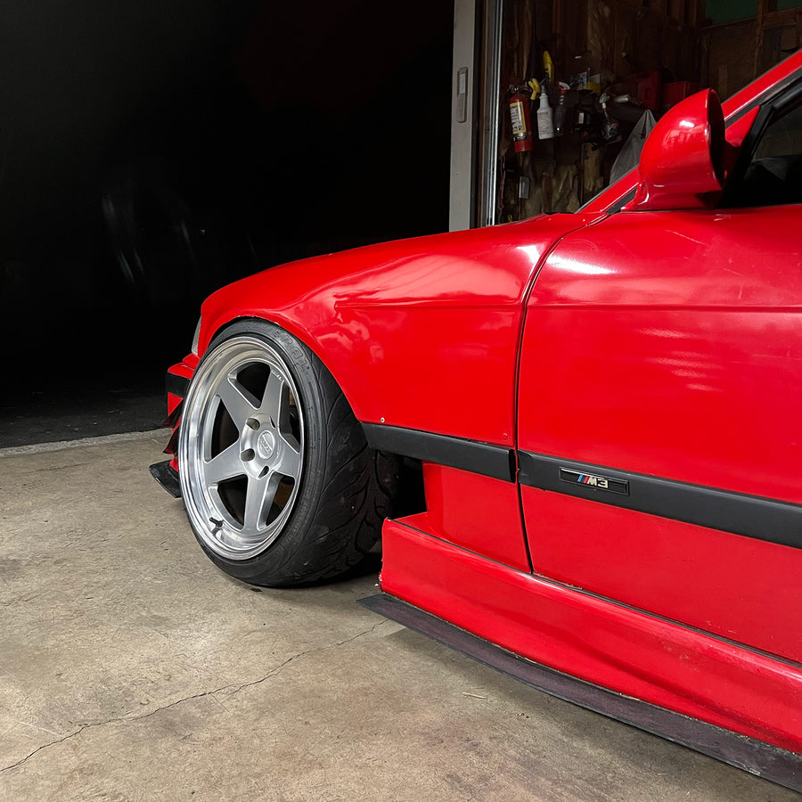 E36 GT Fender Kit